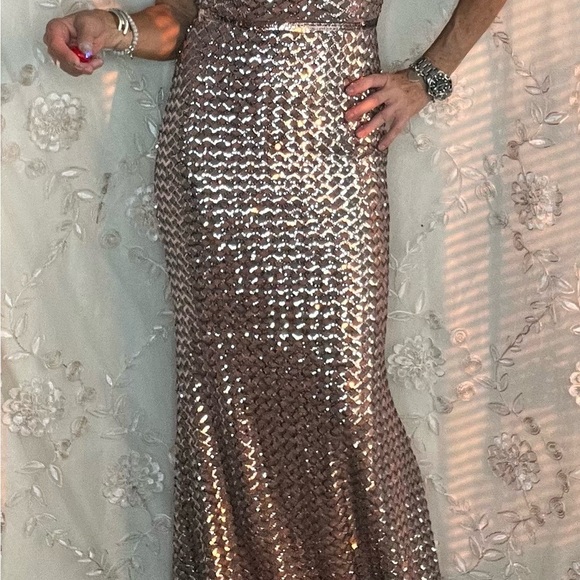 Aqua formal, SZ 6, rose gold, sequins gown. - Picture 8 of 15